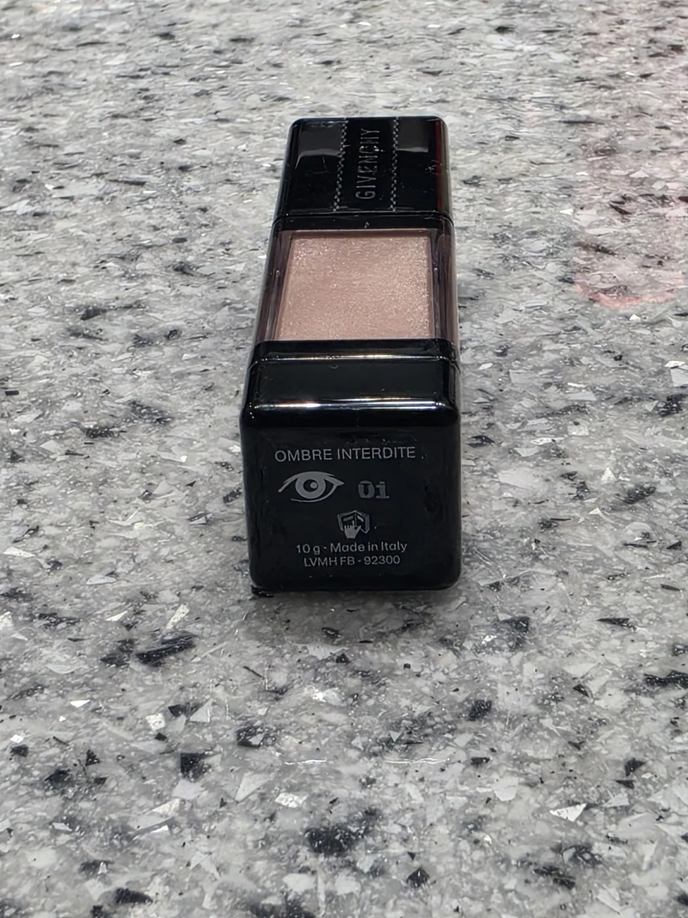 Givenchy Ombre Interdite Cream Eyeshadow – Champagne Beige